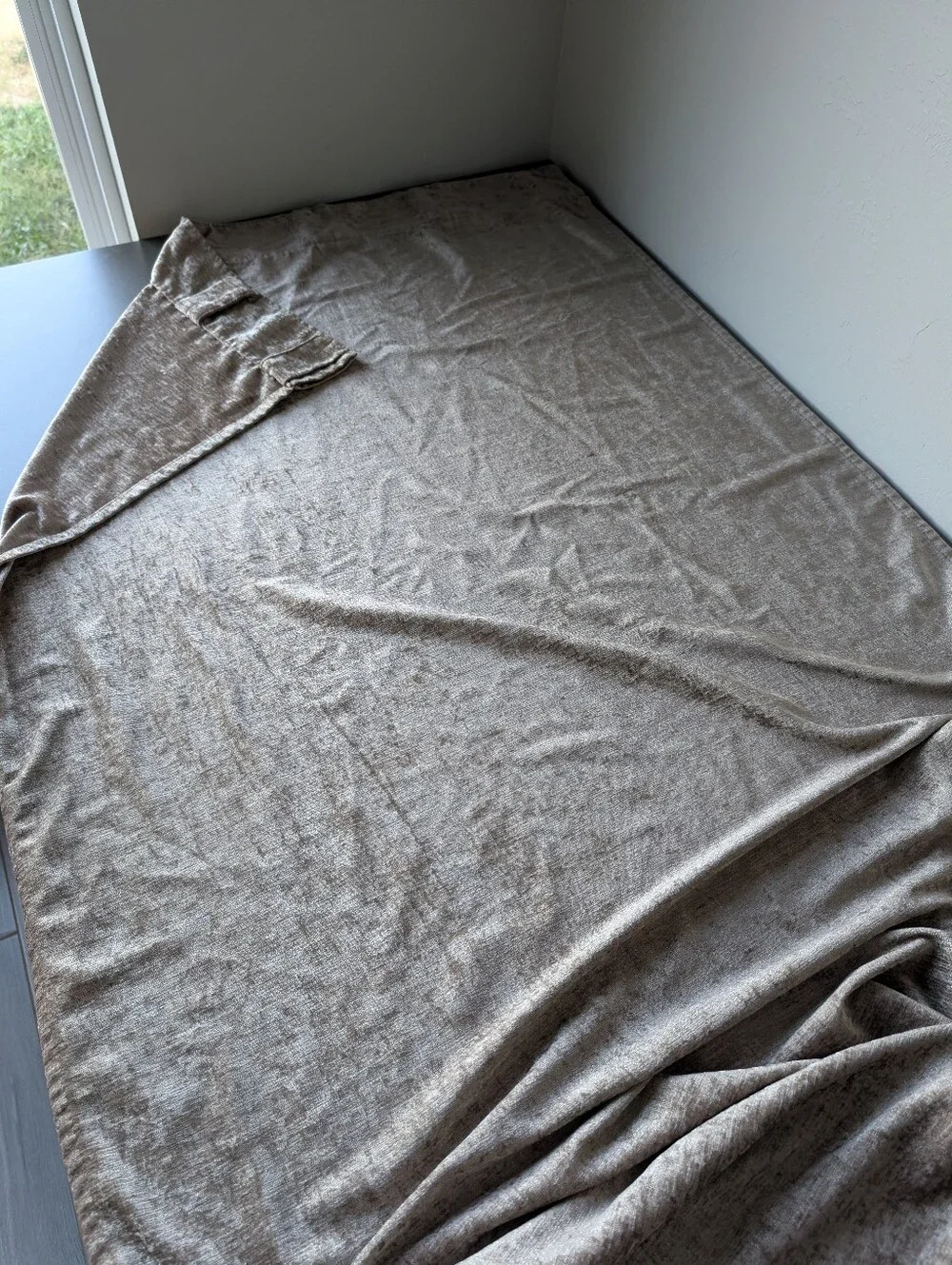 4 Elegant Brown Metallic Gold Light Filtering Back-Tab Curtain Size 95